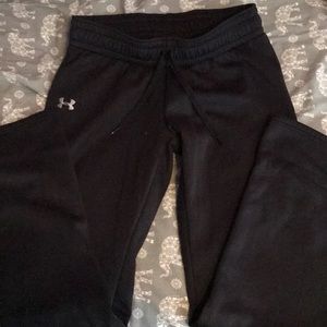 Under armour sweats. Semi fitted size M.